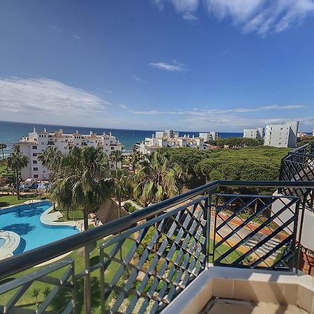 Frontline Beach Penthouse In Mi Capricho Sitio de Calahonda Kültér fotó