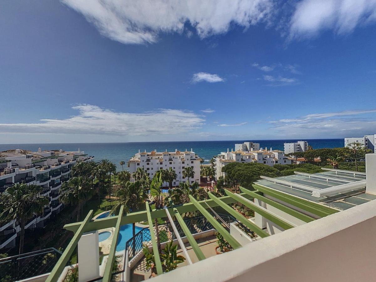 Frontline Beach Penthouse In Mi Capricho Sitio de Calahonda Kültér fotó